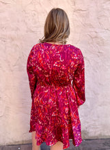 Load image into Gallery viewer, Jodifl Abstract Print Dress in Burgundy