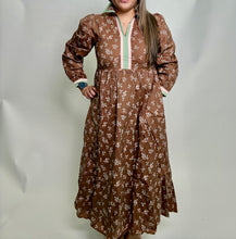 Load image into Gallery viewer, Jodifl Floral Print Midi Dress in Mocha