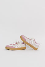 Load image into Gallery viewer, MIA 1976 "AXEL" Sneakers in Off White