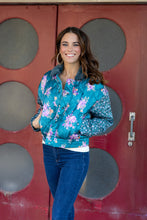 Load image into Gallery viewer, Mystree Mixed Floral Print Puffer Jacket in Emerald