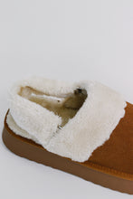 Load image into Gallery viewer, MIA 1976 "ICIER" Platform Mule in Cognac