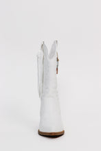 Load image into Gallery viewer, MIA 1976 "LUCILLA" Cowboy Boots in White