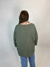 Load image into Gallery viewer, Beyond Capri Solid Color Waffle Gauze Top in Army