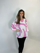 Load image into Gallery viewer, Yolly Two-Toned Abstract Print Top in White/Pink