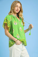 Load image into Gallery viewer, Umgee Boho Bloom Top with Contrasting Print Border in Green