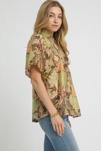 Load image into Gallery viewer, Umgee Floral Print Peasant Top in Brown Mix