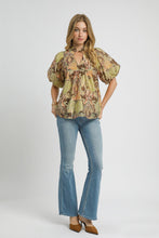 Load image into Gallery viewer, Umgee Floral Print Peasant Top in Brown Mix
