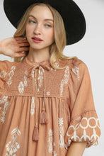 Load image into Gallery viewer, Umgee Exclusive Boarder Print Mini Dress in Mocha