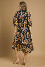 Load image into Gallery viewer, Umgee Lightweight Bold Floral Print Midi Dress in Black Mix