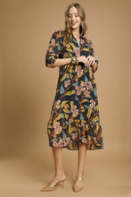 Load image into Gallery viewer, Umgee Lightweight Bold Floral Print Midi Dress in Black Mix