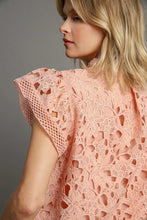 Load image into Gallery viewer, Umgee Solid Color Lace Top in Blush FINAL SALE