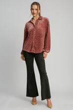 Load image into Gallery viewer, Umgee Burnout Animal Pattern Velvet Top in Rosewood