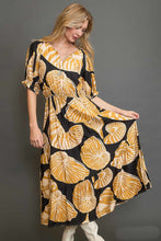 Load image into Gallery viewer, Umgee Floral Print Maxi Dress with Puff Sleeves in Black/Honey