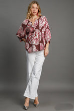 Load image into Gallery viewer, Umgee Two Toned Floral Print Top in Plum/Mauve