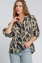 Load image into Gallery viewer, Umgee Two Toned Abstract Print Woven Top in Black Mix