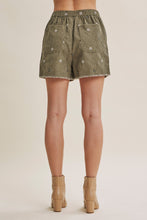 Load image into Gallery viewer, In February Meadow Market Artisan Daisy Embroidered Corduroy Shorts in Olive