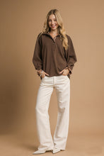 Load image into Gallery viewer, Umgee Textured Top with Contrasting Trim in Brown