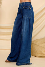 Load image into Gallery viewer, Veveret Ankle Drawstring Denim Cargo Pants in Dark Wash