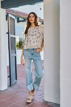 Load image into Gallery viewer, So Me Vintage Floral Textured Woven Button Down Vintage Black
