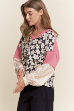 Load image into Gallery viewer, J.nna Mixed Fabric Relaxed Fit Top in Navy Pink