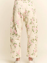 Load image into Gallery viewer, J.nna Floral Print Utility Crop Barrel Pants in Beige Pink