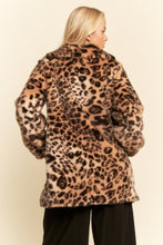 Load image into Gallery viewer, Davi & Dani Leopard Faux Fur Jacket in Taupe Leopard