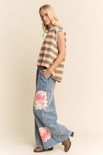 Load image into Gallery viewer, Davi & Dani Contrasting Striped Sleeveless Top in Apricot Olive