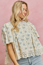 Load image into Gallery viewer, So Me Floral Print Lace Trim Blouse Top in Blue