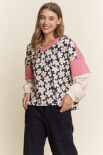 Load image into Gallery viewer, J.nna Mixed Fabric Relaxed Fit Top in Navy Pink
