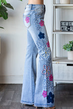 Load image into Gallery viewer, Oli & Hali Embroidered Flower Jeans in Denim/Pink Combo