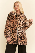 Load image into Gallery viewer, Davi & Dani Leopard Faux Fur Jacket in Taupe Leopard