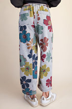 Load image into Gallery viewer, Easel Floral Print Mineral Washed Terry Pants in Heather Grey