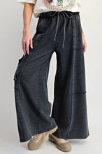 Load image into Gallery viewer, Easel Mineral Washed Terry Knit Cargo Pants in Black