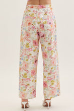 Load image into Gallery viewer, entro Botanical Floral Print Pants in Multi