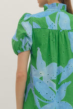 Load image into Gallery viewer, entro Botanical Floral Print Midi Dress in Green