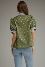 Load image into Gallery viewer, Entro Polka Dot Print Puff Sleeve Top in Olive