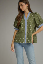 Load image into Gallery viewer, Entro Polka Dot Print Puff Sleeve Top in Olive