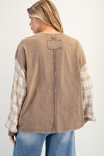 Load image into Gallery viewer, Easel Mineral Washed Flower Patch Front Cotton Top in Mocha