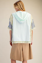 Load image into Gallery viewer, Easel Flower and Plaid Print Hooded Top in Cotton Blue