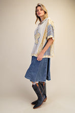 Load image into Gallery viewer, Easel Flower and Plaid Print Hooded Top in Grey