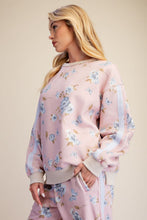 Load image into Gallery viewer, Easel Signature Printed Washed Pullover Top in Cotton Pink