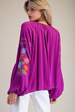 Load image into Gallery viewer, Easel Floral Embroidered Babydoll Top in Orchid
