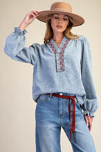 Load image into Gallery viewer, Easel Jacquard Denim Top in Light Denim