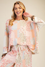 Load image into Gallery viewer, Easel Patchwork Print Loose Fit Top in Natural