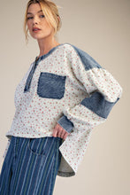 Load image into Gallery viewer, Easel Floral Thermal Henley Top with Denim Contrast in White