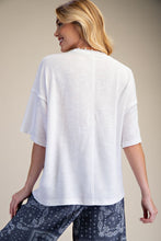 Load image into Gallery viewer, Easel Bandana Flower Top in White