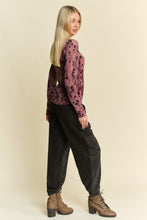 Load image into Gallery viewer, Davi & Dani Mineral Washed Joggers with Rhinestones in Black