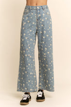 Load image into Gallery viewer, Davi & Dani High Waisted Floral Print Pants in Blue Denim