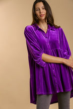 Load image into Gallery viewer, Umgee Velvet Tunic Top in Violet FINAL SALE Umgee