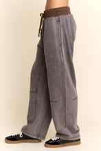 Load image into Gallery viewer, Davi &amp; Dani French Terry Knit Barrel Pants in Navy
